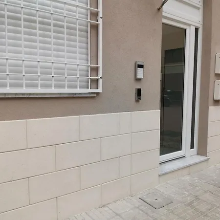 Palazzo Buscema - & *