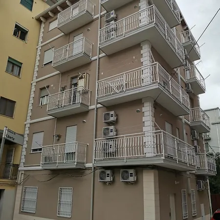 דירה Palazzo Buscema - &