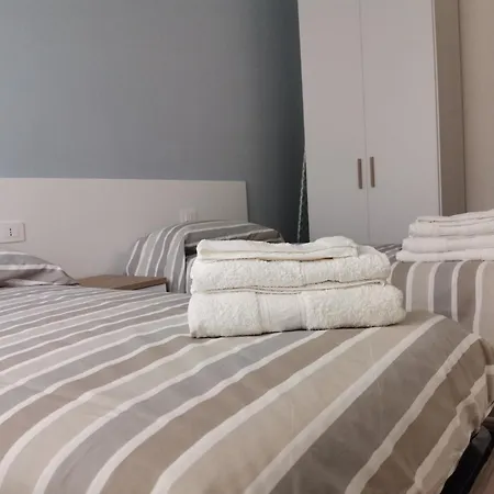 Palazzo Buscema - & クロトーネ